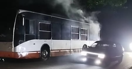 Nuevos videos muestran momentos clave del incendio en un ómnibus de La Habana
