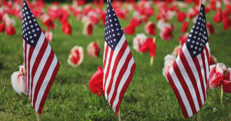 ¿Qué estará abierto y cerrado este Memorial Day en EE.UU.?