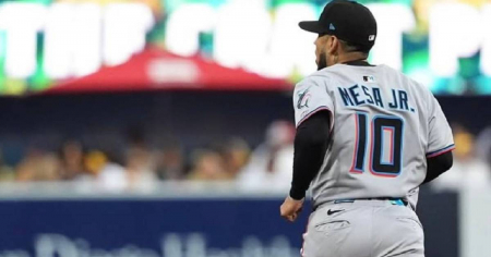 Víctor Mesa Jr. conecta su primer hit e impulsa carrera en debut como titular en MLB