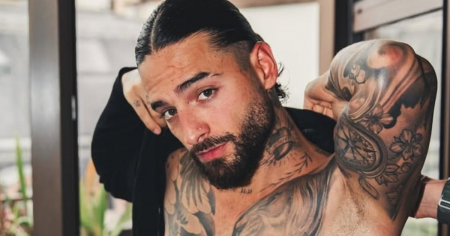 Ni el Caribe aguanta tanto calor: Maluma desata pasiones con sugerente foto en toalla desde las Islas Turcas y Caicos