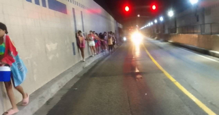 Menores en peligro: Guagua se queda sin combustible en el Túnel de La Habana