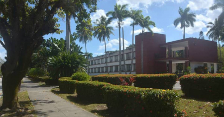 Estudiantes acusan a ETECSA de legitimar la desigualdad y el apartheid informativo