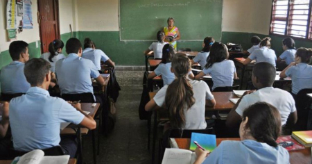 Solo el 51.5 % de los aspirantes aprobó los exámenes de ingreso a la universidad en Cuba