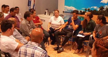 Paquete de datos para padres con dos hijos: La insólita propuesta de un dirigente de la FEU a ETECSA