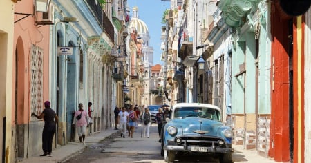 Se mantiene activo el mercado negro de divisas en Cuba : Estos son los precios para hoy