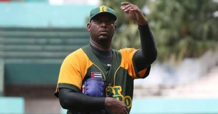 La nueva injusticia del béisbol cubano: Erly Casanova sancionado sin explicación ni notificación
