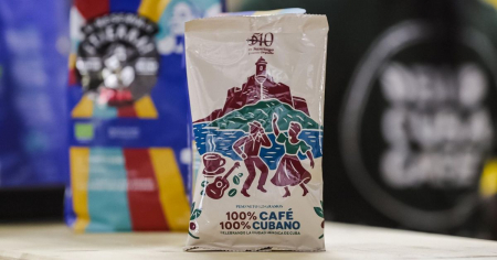 Ironía del régimen: Santiago de Cuba celebra aniversario con café conmemorativo mientras escasea en el país