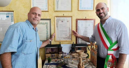 Gerardo Hernández sigue de viaje por Italia disfrutando de un verano sin apagones