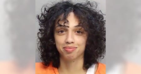 Sentenciada a cinco años de libertad condicional cubana que rociaba gas pimienta a turistas en Miami Beach para robarles