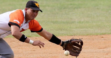 Después de 20 temporadas, Yeniet Pérez deja Villa Clara y sacude la pelota cubana