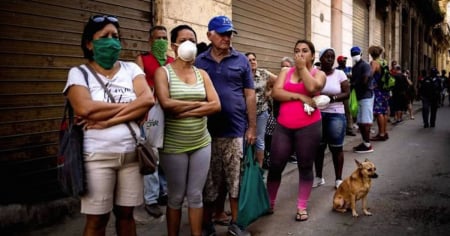 Contraste revelador: “Mis amigas cubanas afuera exploran el mundo; las de aquí esperan a que pongan la luz”