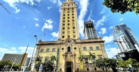 La Torre de la Libertad, “El Refugio” que abrazó a los cubanos que huían de los Castro, cumple 100 años