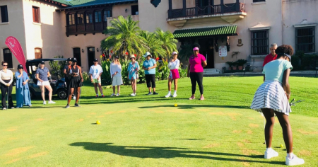 Lujo para pocos: Celebran torneo de golf femenino en Varadero