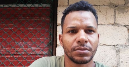 Régimen acusa a Maykel Osorbo de daños a la propiedad social por romper ropa de un preso que lo agredió