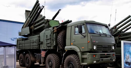 “EE.UU. podría encontrar sorpresas”: Moscú confirma envío de armas a Caracas tras petición de Maduro