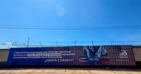 Retiran valla a favor de los presos políticos cubanos en ciudad colombiana que acoge cumbre de la CELAC-UE