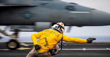 Portaaviones Gerald Ford entra en área del Comando Sur y refuerza presencia militar de EE. UU. cerca de Venezuela