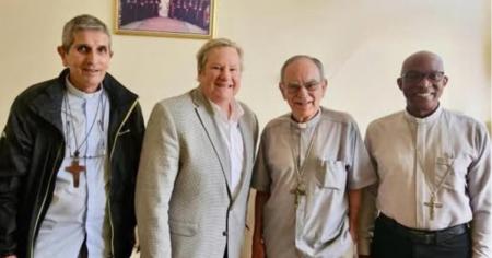 Embajada de EE.UU. en Cuba se reúne con obispos de oriente para planificar entrega de ayuda humanitaria tras Melissa