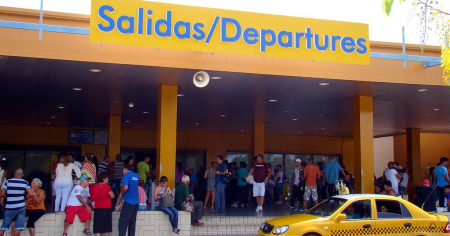 Demandan a una aerolínea de EE.UU. bajo la Ley Helms-Burton por operar en el Aeropuerto de La Habana