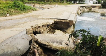 Grave peligro en Guantánamo: puente roto sigue sin señalización ni reparación