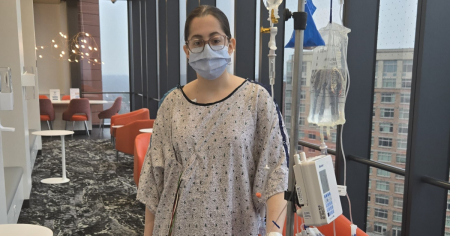 Joven cubana lucha contra la leucemia en EE.UU. y necesita apoyo económico