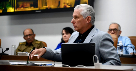 XI Pleno del PCC: Régimen cubano convierte la crisis en propaganda y maniobra para aferrarse al poder