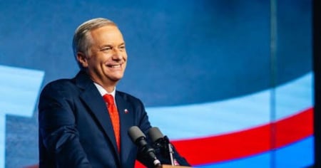 María Elvira Salazar y Carlos Giménez celebran la victoria de José Antonio Kast en Chile