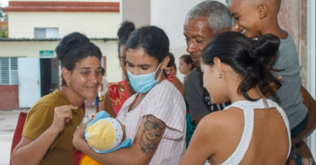 Nuevas imágenes del bebé matancero que venció al chikungunya tras 46 días intubado conmueven a Cuba