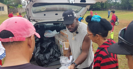 Raico Arozarena, exportero de Cuba, protagoniza torneo solidario en Arroyos de Mantua