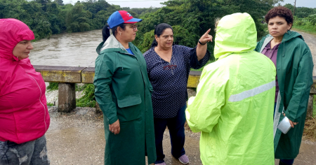 Evacúan comunidades en Villa Clara por vertimientos de la presa La Quinta
