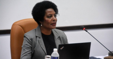 El régimen cubano anuncia comparecencia especial tras la polémica por la dolarización parcial de la economía