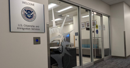 USCIS impone nuevos requisitos para deportistas profesionales que solicitan residencia en EE.UU.