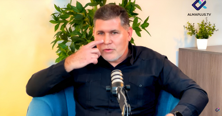 Sobrino-nieto de los Castro anuncia “contratación directa” de cubanos por empresas extranjeras