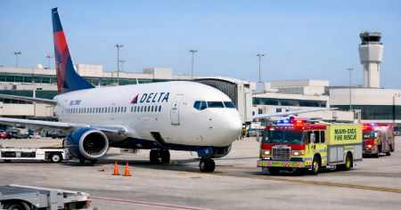Emergencia en el aeropuerto de Miami: Evacúan avión de Delta Airlines con 178 pasajeros