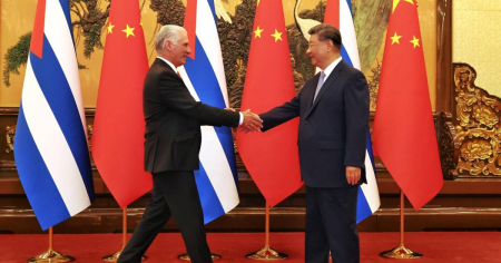 Díaz-Canel critica venta de armas de EE. UU. a Taiwán y reafirma apoyo de Cuba a China