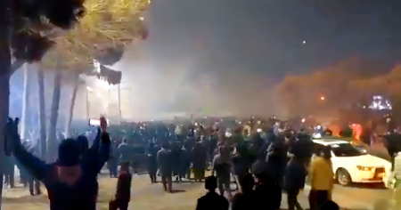 Trump comparte video sobre protestas en Irán: Esto es lo que se sabe de las manifestaciones en Mashhad