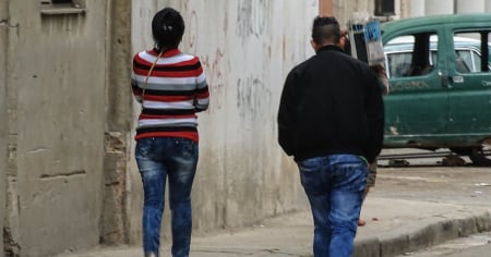 Defensa Civil activa alerta: Pide proteger a niños y ancianos ante madrugadas heladas