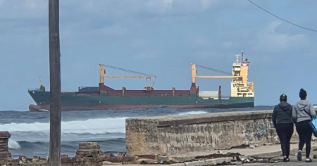 Avistan embarcación en Playa Baracoa: ¿Qué se sabe?