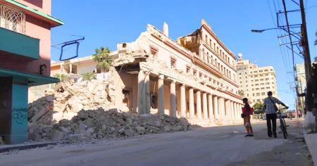 Se derrumba otra parte del antiguo edificio del ISDI en Centro Habana