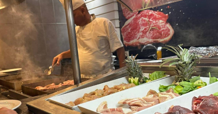 Derroche de comida en hotel cubano mientras la población enfrenta escasez y apagones