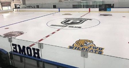 Una menor fallecida tras tiroteo en partido de hockey en Rhode Island