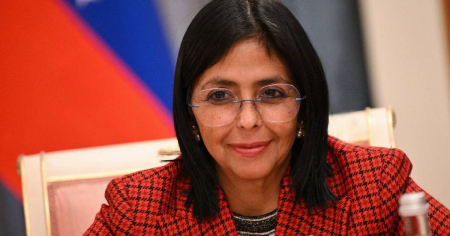 Venezuela: Delcy Rodríguez equilibra apoyo a Maduro y cambios exigidos por EE. UU.