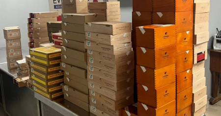 Aduana cubana detecta intento de sacar más de 370 cajas de tabacos falsificados por el aeropuerto de La Habana