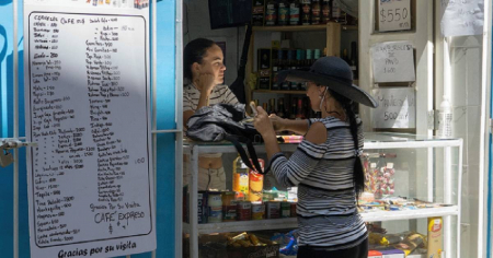 Régimen cubano obliga a privados a reportar clientes en listas de terrorismo