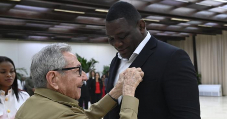 Raúl Castro se emociona con Mijaín López: Pentacampeón le dedica su legado deportivo