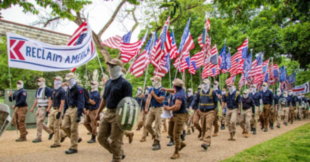 Florida entre los estados donde más crece el grupo supremacista Patriot Front: ¿Quiénes son?
