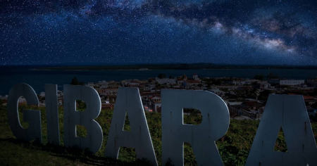 En la Holguín de los apagones interminables, el Festival de Cine Pobre de Gibara promete noches de “luz”