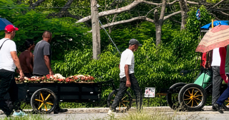 Un cortejo fúnebre con el ataúd en una carreta conmueve a Cuba: «¡Qué falta de respeto!»