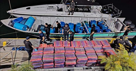 Autoridades de EE.UU. incautan toneladas de narcóticos en el Mar Caribe