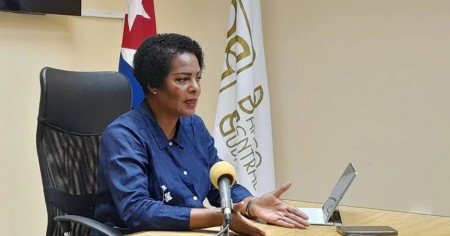 Banco Central de Cuba cambia de estrategia y apuesta por incentivar los pagos por transferencia